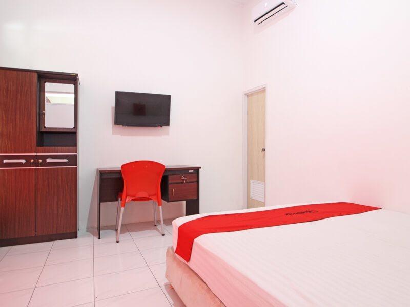 Reddoorz Near Terminal Tirtonadi Hotel Solo Buitenkant foto